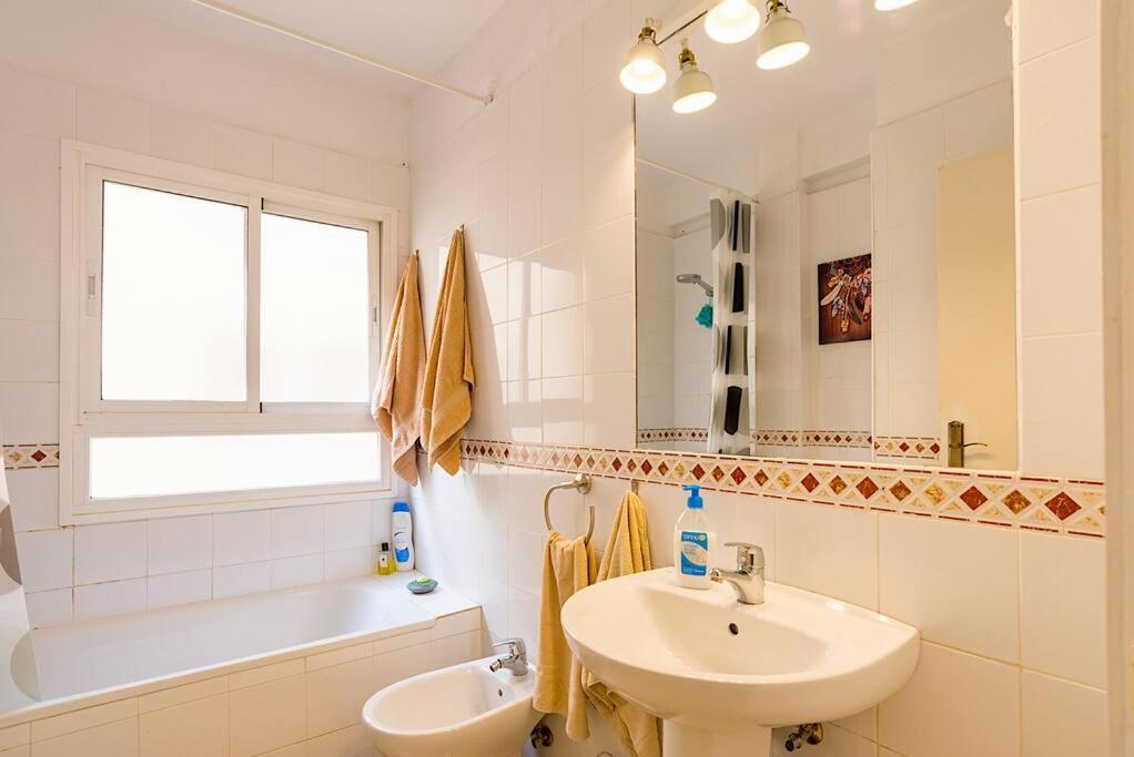 Sohocenter Apartment 2 Rooms Young People Only Málaga Exteriör bild